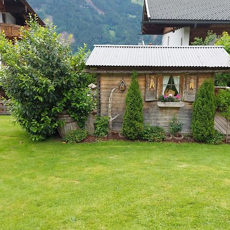 Gaestehaus Christoph Ried im Zillertal Exterior foto