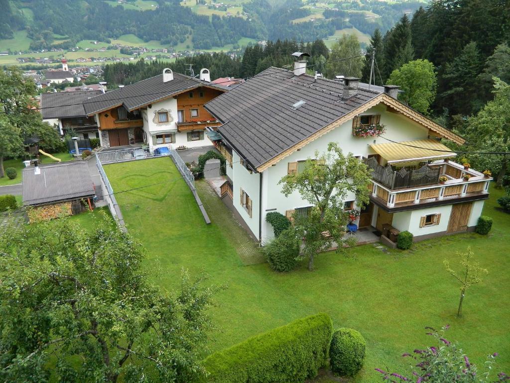 Gaestehaus Christoph Ried im Zillertal Exterior foto